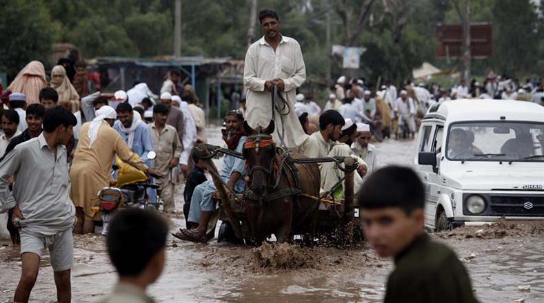 Fuertes lluvias causan inundaciones en Pakistán