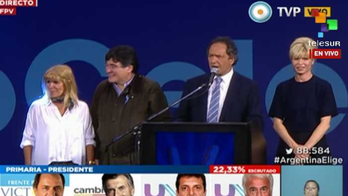 Scioli saludó la partición de los argentinos en la contienda electoral de este domingo.