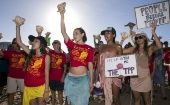 Campaña de manifestantes en contra del TPP en Hawai el miércoles cerca de un hotel.