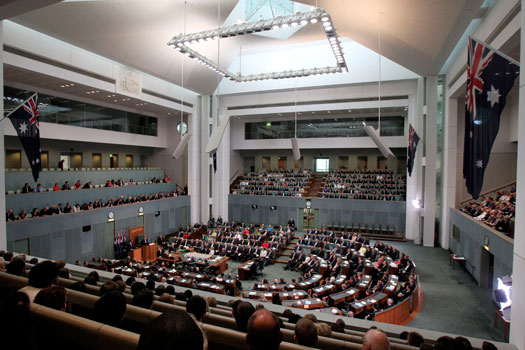 En diciembre de 2013, el Tribunal Superior de Australia derogó un reglamento que permitía a las personas del mismo sexo unirse en matrimonio en Canberra.