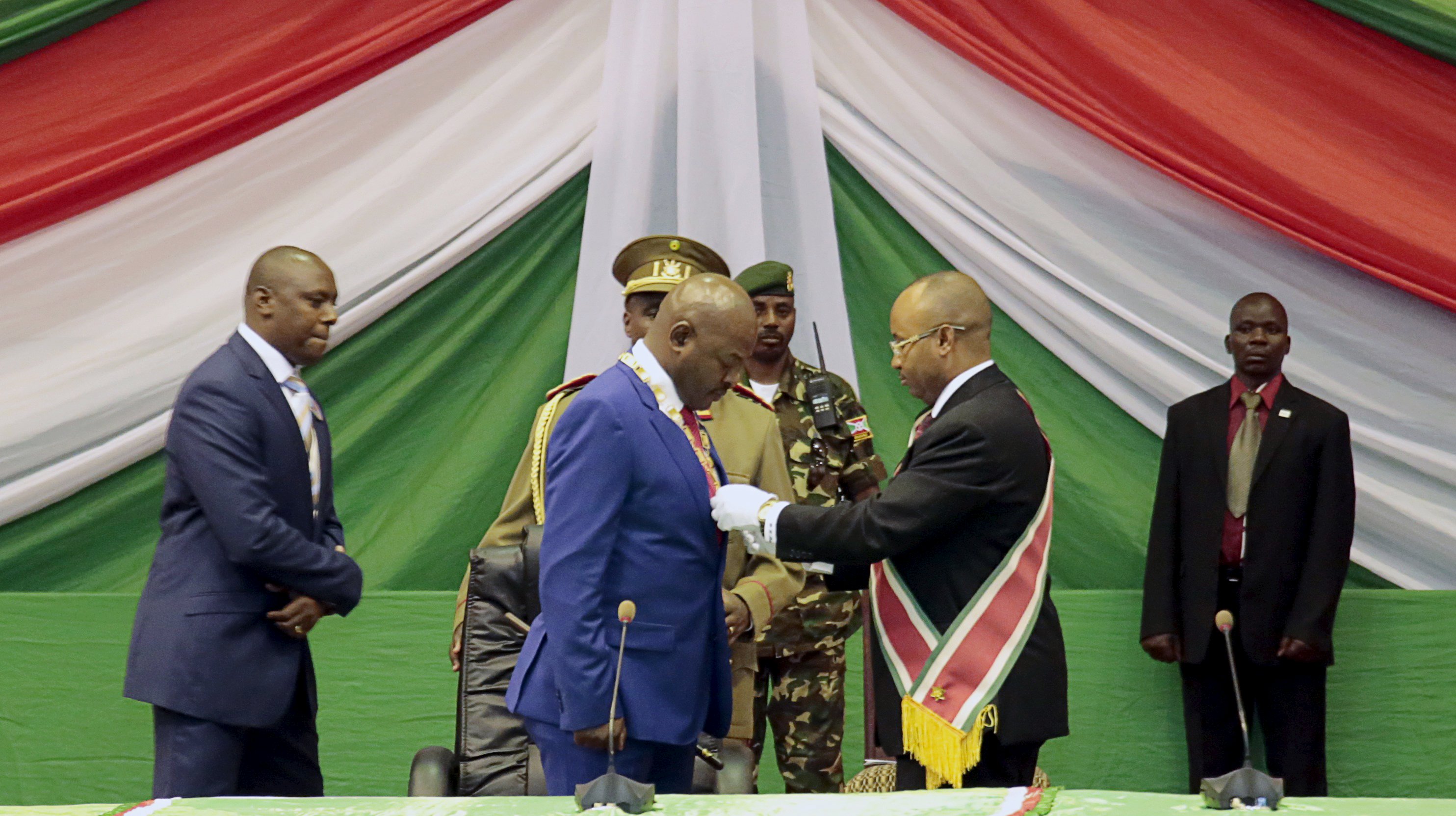 Durante su discurso, el presidente burundés agradeció a las personas que lo eligieron y manifestó que este será su último mandato.