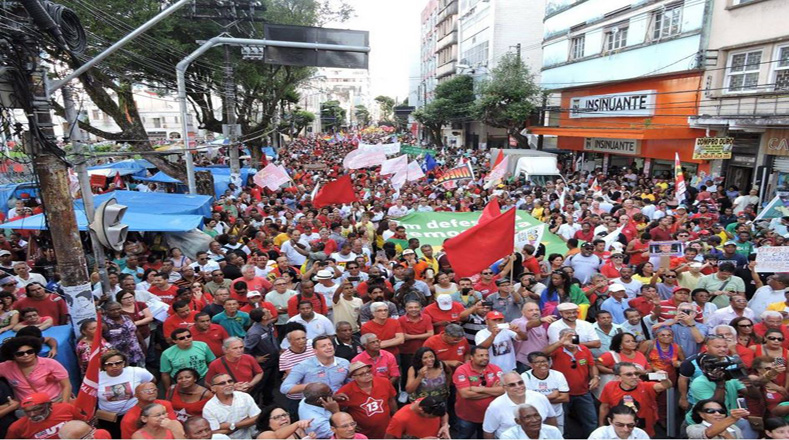 Los brasileños salieron para defender el estado de derecho y rechazar los intentos de golpe promovidos por sectores derechistas.