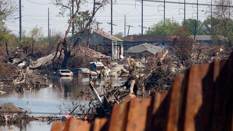 "Katrina" no fue sólo una violenta tormenta que arrasó una ciudad empobrecida, sino también un desastre a nivel técnico.