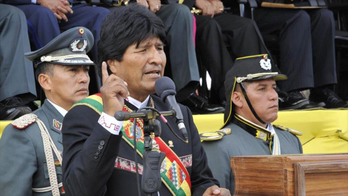 El presidente de Bolivia, Evo Morales, manifestó que ya no se viven tiempos de monarquía en Latinoamérica.