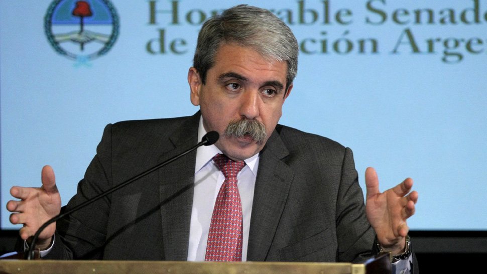 Fernández aseguró que el Gobierno argentina condena la represión.