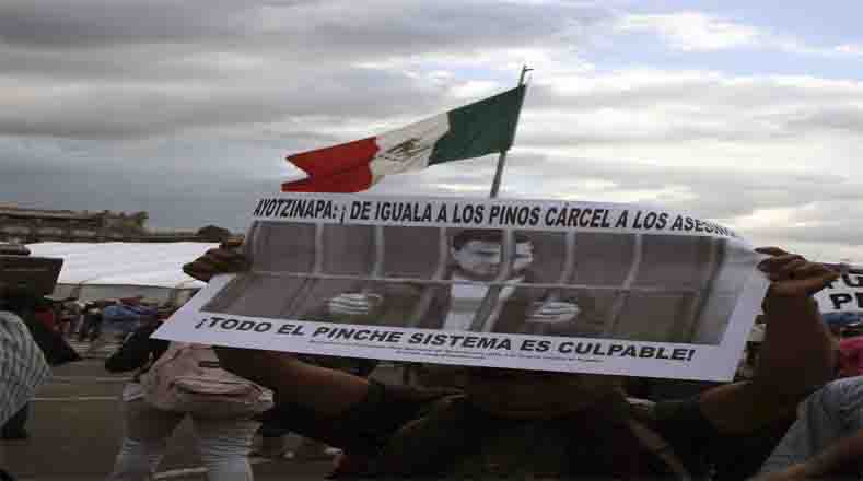 El pueblo mexicano le sigue pidiendo respuestas al presidente, Enrique Peña Nieto sobre el caso.