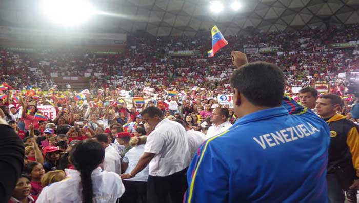 Maduro denuncia el paralitarismo que se infiltró en Venezuela desde territorio colombiano