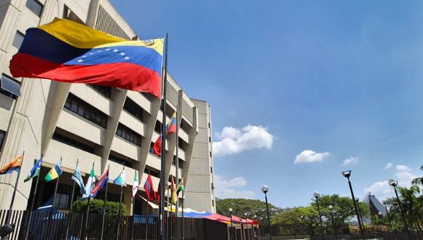 El pasado 21 de agosto el Gobierno de Venezuela decretó el estado de excepción en seis municipios del Táchira, medida que fue ampliada recientemente a otros cuatro municipios de la zona fronteriza con Colombia. 
