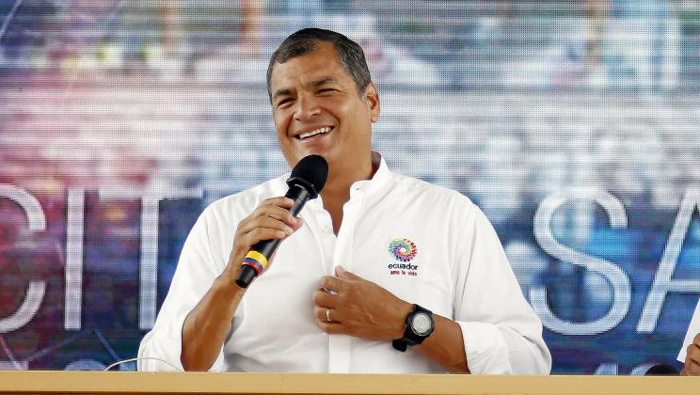El presidente Rafael Correa enfatizó que pese a todo “hemos salido bastante bien”.