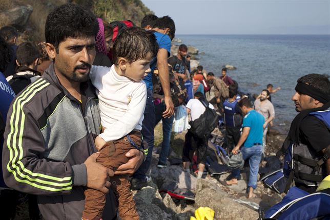 El organismo pide a la UE ayudar y ubicar en instalaciones dignas a los refugiados