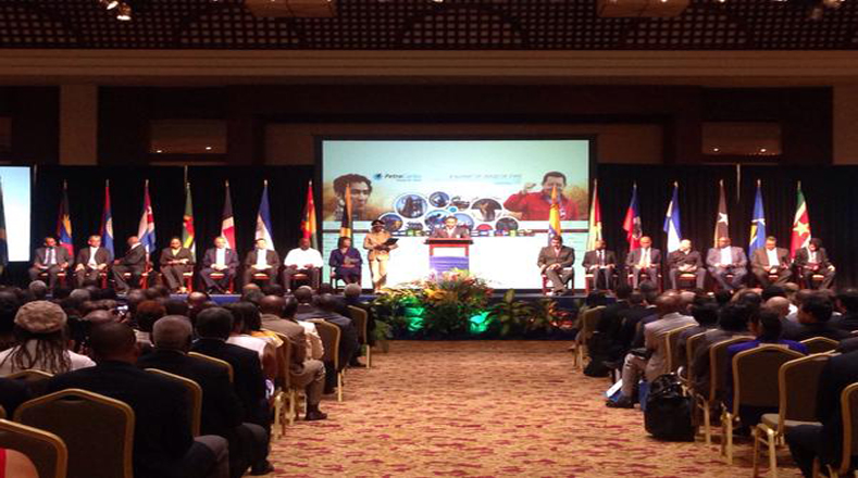 Inicio del acto conmemorativo de la X Cumbre Petrocaribe por sus 10 años.