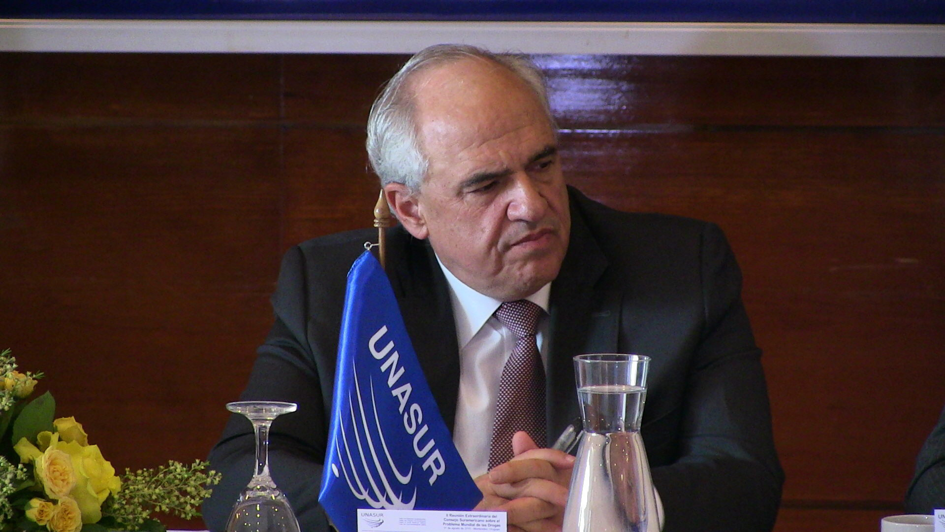 El secretario general de la Unasur reiteró su voluntad en apoyar un mesa de diálogo en Venezueka