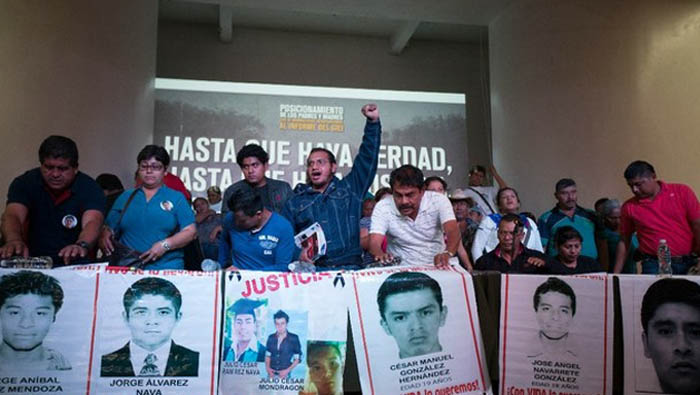 Los padres de los 43 de Ayotzinapa continúan exigiendo al Gobierno respuestas sobre la desaparición de sus hijos.