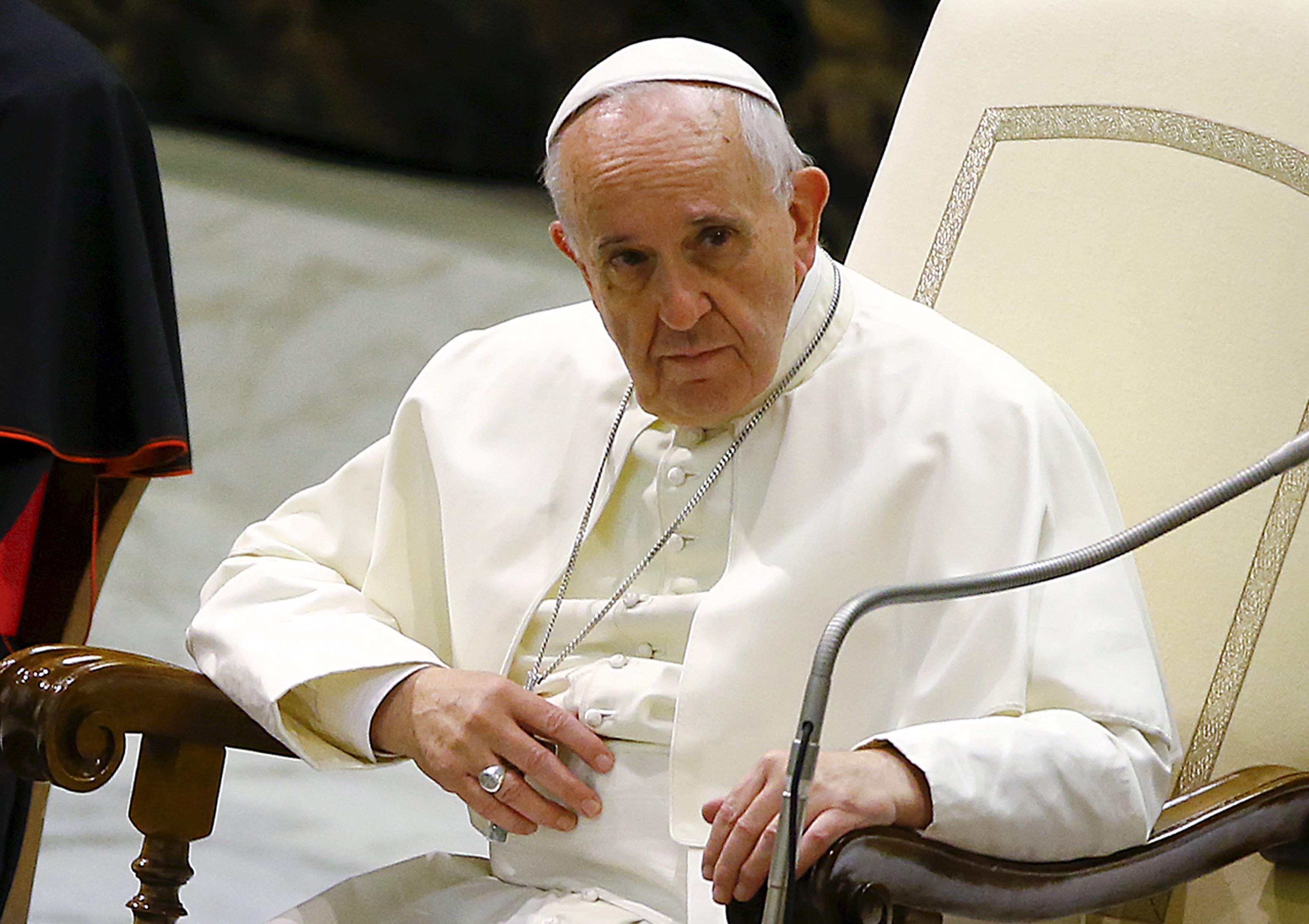 El Papa Francisco pidió a la comunidad internacional acoger a los refugiados, empezando por la Iglesia Católica.