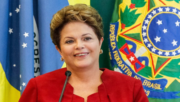 Dilma Rousseff criticó los constantes ataques que recibe de la oposición en Brasil.