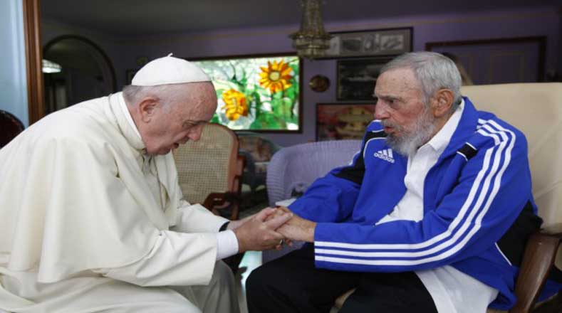 El encuentro entre el Papa y Fidel Castro se dio en horas del mediodía del domingo