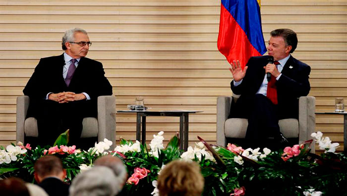 El presidente colombiano ve positivo el avance del proceso de paz con las FARC-EP