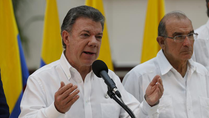 Santos dice que estaría dispuesto a declarar la tregua bilateral con la insurgencia colombiana.