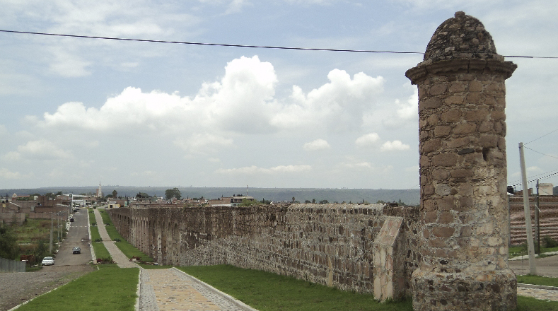 Nochistlan, en Zacatecas, conserva su viejo castillo colonial. 