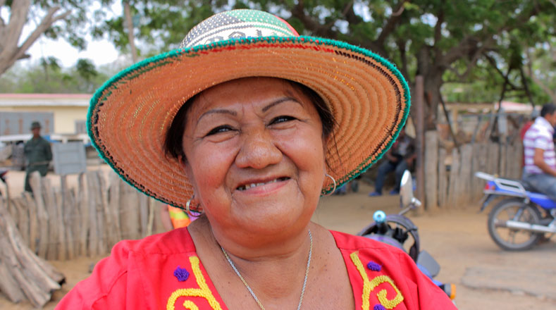 La señora Adaluz vive cerca de Paraguaipoa, y es miembro del Consejo Comunal local.