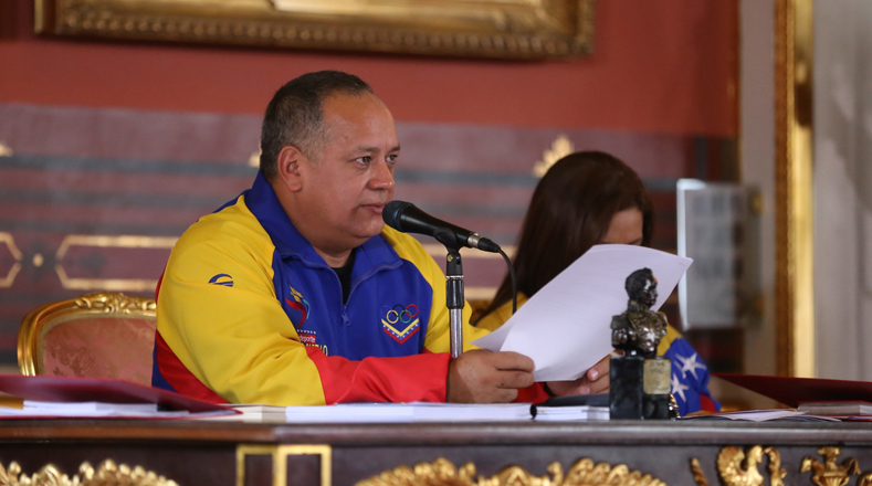 El presidente de la Asamblea Nacional de Venezuela, Diosdado Cabello, encabezó una sesión especial para honrar la memoria del diputado.