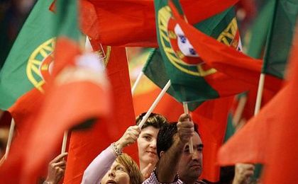 Portugal acude a las urnas bajo la sombra de las medidas de recorte social impuestas por la troika en 2011.