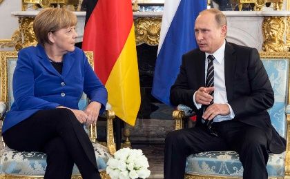La postura de la canciller alemana se asemeja a la de Putin, coincide en la necesidad de incluir a Al Asad en la resolución del conflicto en Siria.