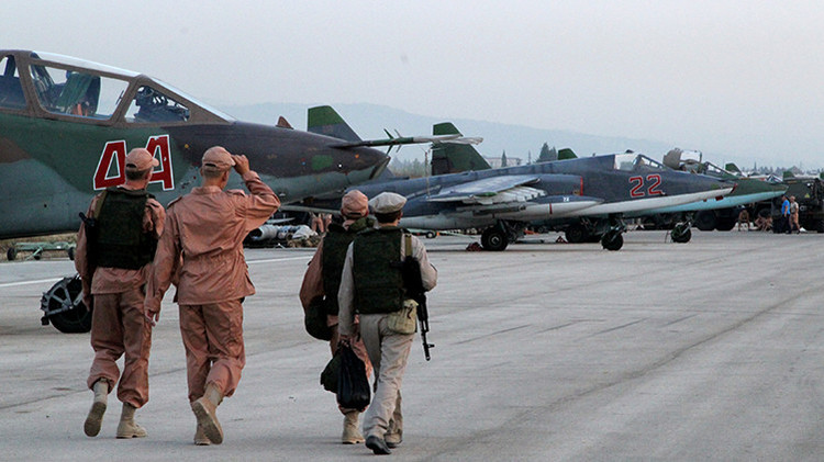 Aviones rusos SU en un aeropuerto de Siria.