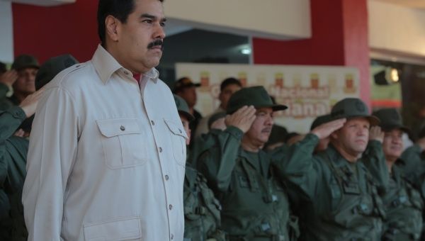 Maduro llamó este sábado a elevar los niveles de inteligencia militar y estratégica para capturar a todos los delincuentes.