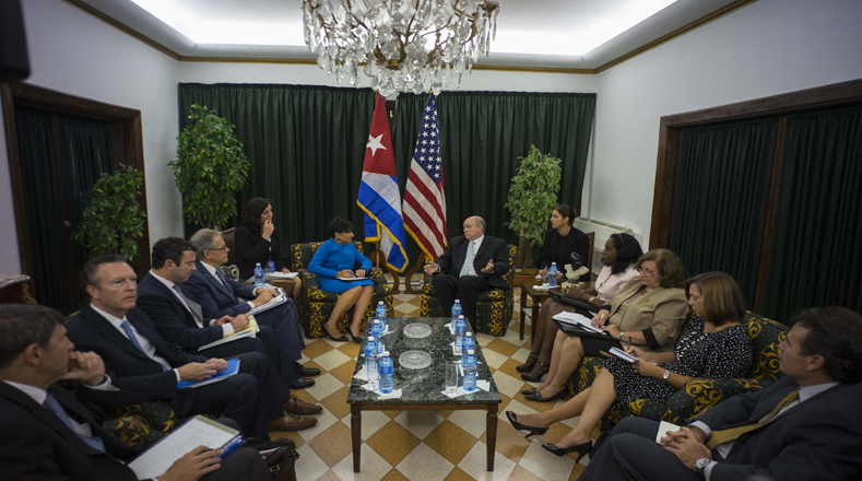 Pritzker participó en la inauguración de un encuentro con funcionarios de los departamentos de Tesoro, Comercio, Estados norteamericanos y representantes de varios ministerios y empresas cubanas.