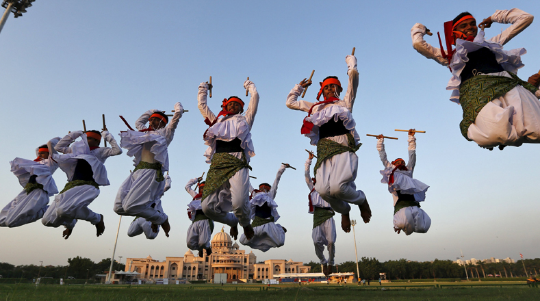 Los bailes forman parte del festival en honor a la deidad. 