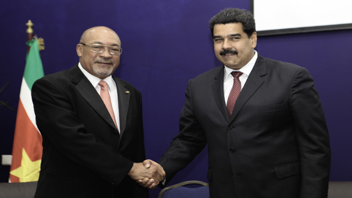 Venezuela y Surinam firman varios acuerdos de cooperación mixta.