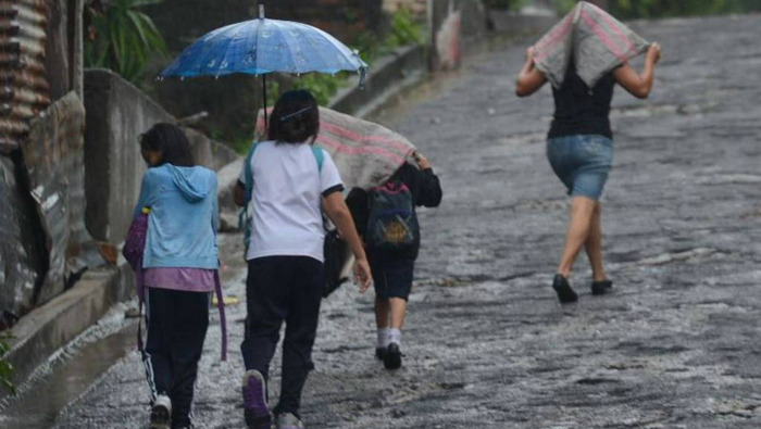 Las autoridades en Guatemala y El Salvador indicaron que las condiciones de lluvias se mantendrán durante los próximos días.