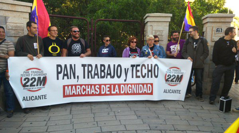 Españoles marchan por la dignidad y contra los recortes