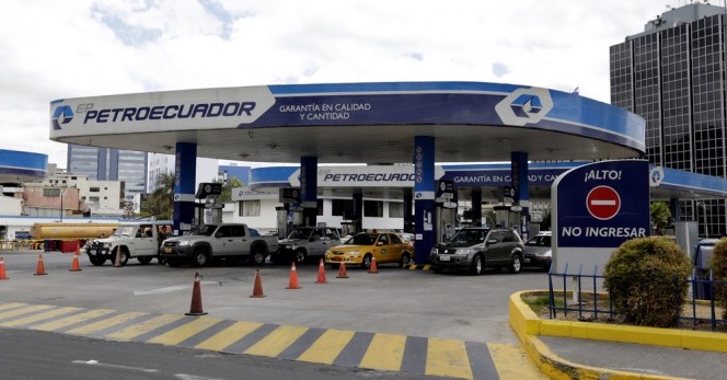 Ecuador evitará que grandes empresas se enriquezcan a través de la venta de gasolina.