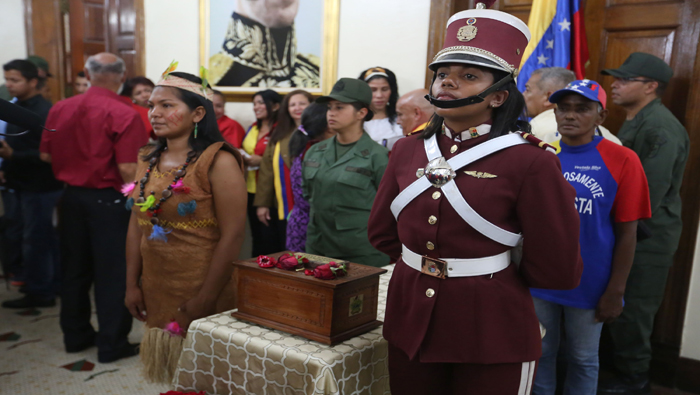 Los restos simbólicos de Juana La Avanzadora reposarán en el Panteón Nacional.