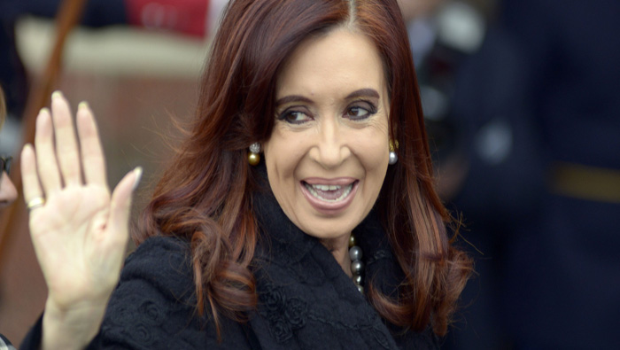 La presidenta Cristina Fernández, recordó al expresidente Néstor Kirchner cuando ejerció su derecho al voto.