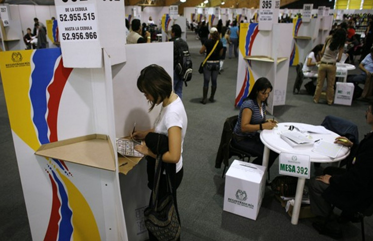 Cerca de 33 millones de colombianos estaban llamados a ejercer su derecho al voto para elegir a las autoridades regionales.