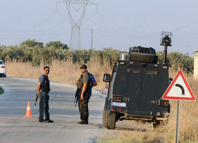Turquía intensifica la ofensiva contra el Estado Islámico en tres regiones del país.
