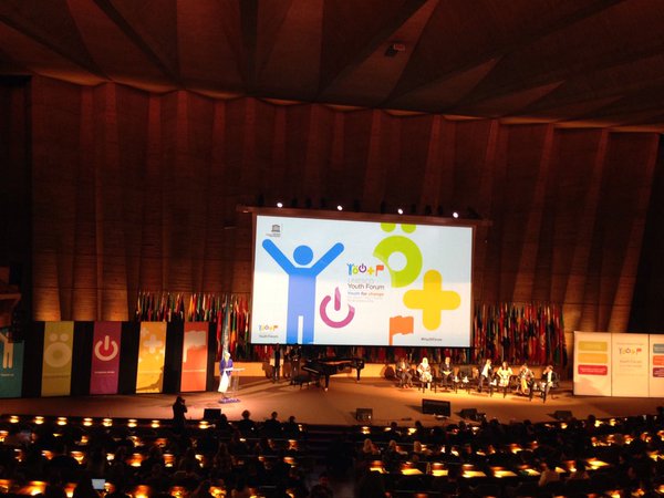 En París los jóvenes se comprometieron a reforzar el trabajo de la Unesco en el mundo.