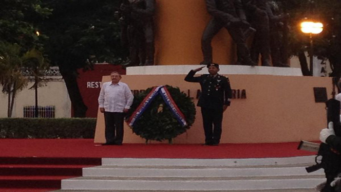 El presidente de Cuba estuvo acompañado por el comandante en jefe de la Guardia Presidencial mexicana.