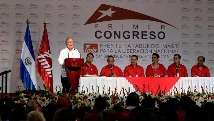 Sánchez Cerén recalcó que la lucha revolucionaria es permanente y constante y la fortaleza del FMLN son sus políticas basadas en principios y valores revolucionarios.