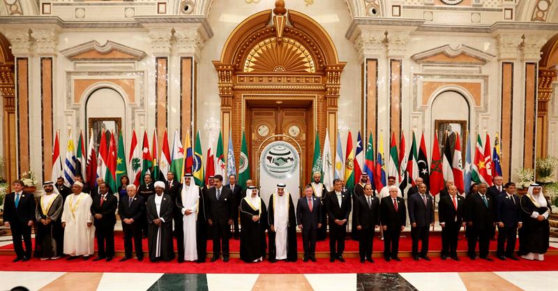 Los líderes suramericanos revisaron los proyectos e inversiones con las naciones árabes.