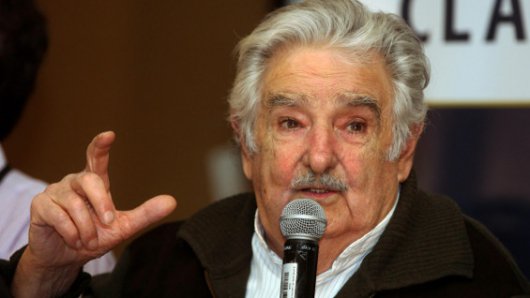 Mujica resaltó que el camino de la paz es el más inteligente