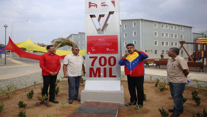 El Gobierno venezolano se ha fijado la meta de entregar el primer millón de viviendas antes de culminar el 2015