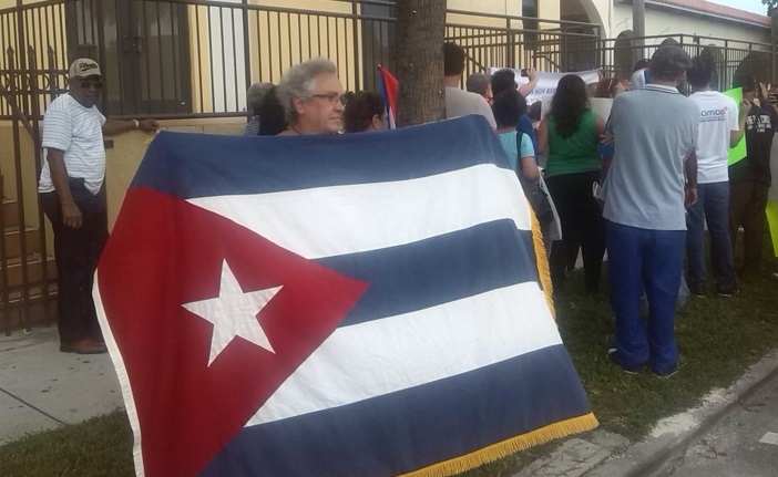 Cubanos esperan visa de tránsito por parte de Nicaragua para continuar hacia Estados Unidos
