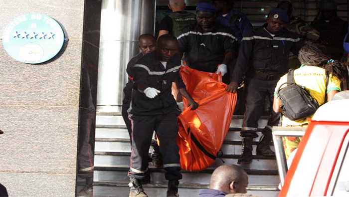 27 personas perdieron la vida en el ataque terrorista en un hotel en Mali.