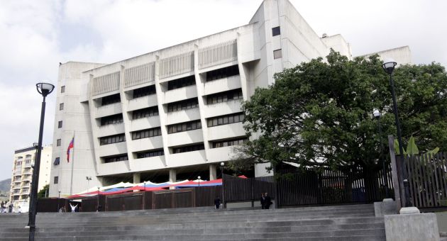 El estado de excepción decretado por el Ejecutivo venezolano fue respaldado por la Asamblea Nacional y el ente judicial de este país.
