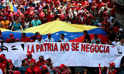 Revolución bolivariana sí, retorno a criminal neoliberalismo no