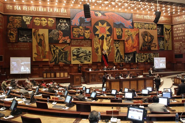 Cerca de 137 parlamentarios asumirán la votación para aprobar o no las 15 enmiendas constitucionales propuestas por el Ejecutivo ecuatoriano.